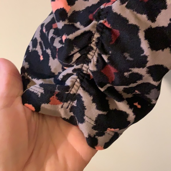 Calvin Klein Performance Leopard print legging - Picture 4 of 11